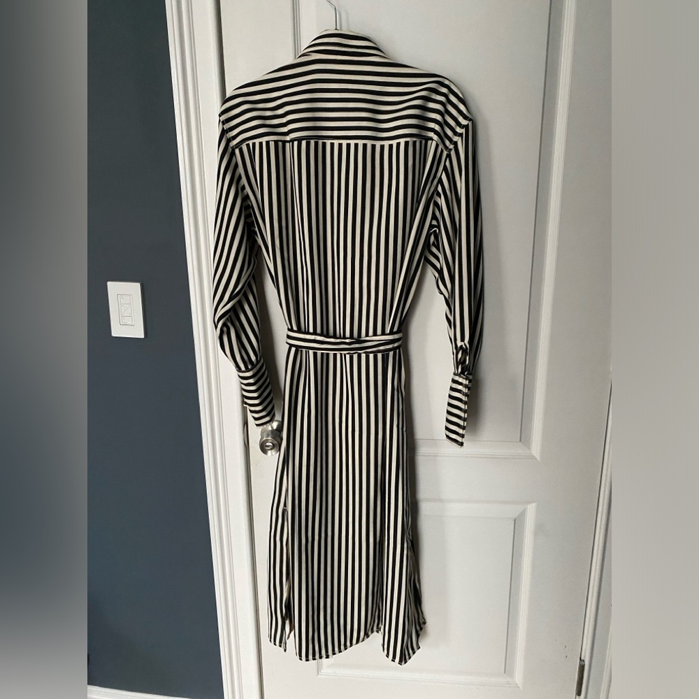 NWOT New! H&M tie belt shirt stripe dress medium striped black cream - Picture 3 of 5